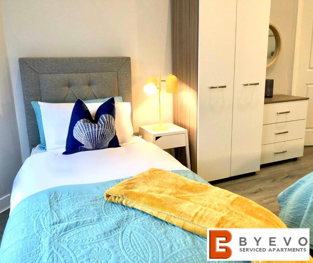ByEvo Almar Villa Glasgow Dış mekan fotoğraf